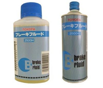 Тормозная жидкость TOYOTA DOT-3 Brake Fluid (0, 5л) ― PEARPLUS.ru