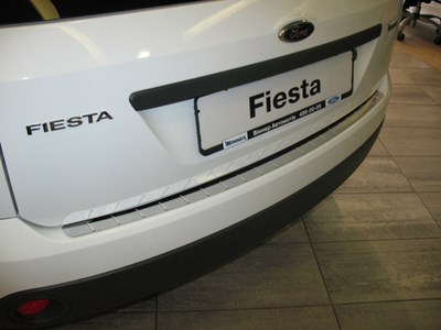 Накладки на задний бампер Ford (Форд) Fiesta V 3, 5d (1999-2002) серия 10 ― PEARPLUS.ru