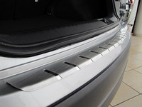 Накладки на задний бампер с загибом Toyota (тойота) Auris I 5d (2007-2012) серия 25