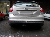 Фаркоп FORD FOCUS II HB/FOCUS C-Max/FOCUS III HB/GRAND C-Max (04-11-)/Mazda (Мазда) 3 HB,SD(03-08)без электрики