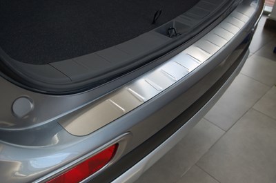 Накладки на задний бампер Hyundai ix20 (2010- ) серия 39