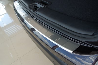 Накладки на задний бампер с загибом Hyundai i30 II combi (2012- ) серия 50