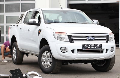 Декоративные элементы на воздухозаборник (черн загл.) d16,Ford Ranger 2013-