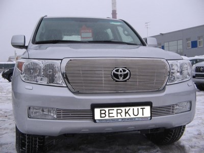 Накладка на решетку бампера d10 Toyota Land Cruiser 200 2007-2012