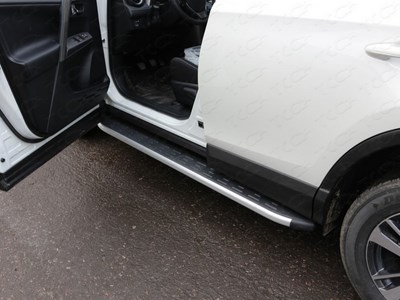 Пороги алюминиевые с пластиковой накладкой 1720 мм Toyota RAV4 2015- SKU:458561qw