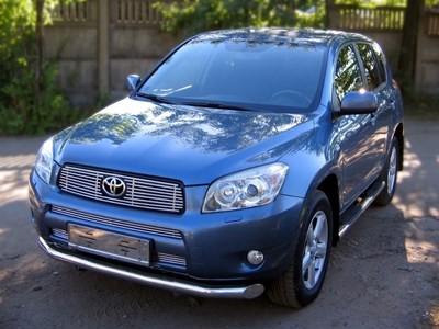 Накладка на решетку радиатора d10 Toyota (тойота) RAV4 (рав 4) XA30 2005-2008 ― PEARPLUS.ru