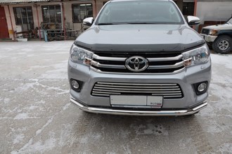 Решетка передняя 16 мм Toyota (тойота) Hilux (2015-) ― PEARPLUS.ru